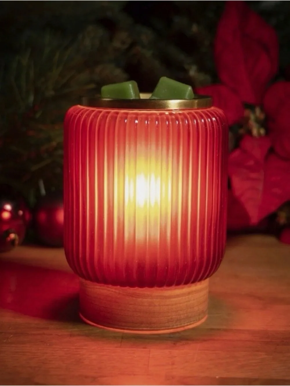 Better Homes & Gardens Red Amber Ribbed Glass Lantern Lamp with metal Base